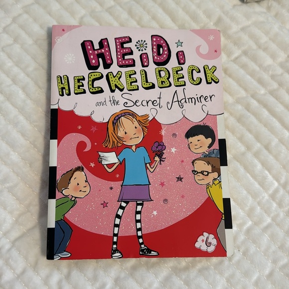 5 Heidi Heckelbeck Books, Books # 6, 8, 16, 19, and 21. Great Condition - Picture 3 of 6